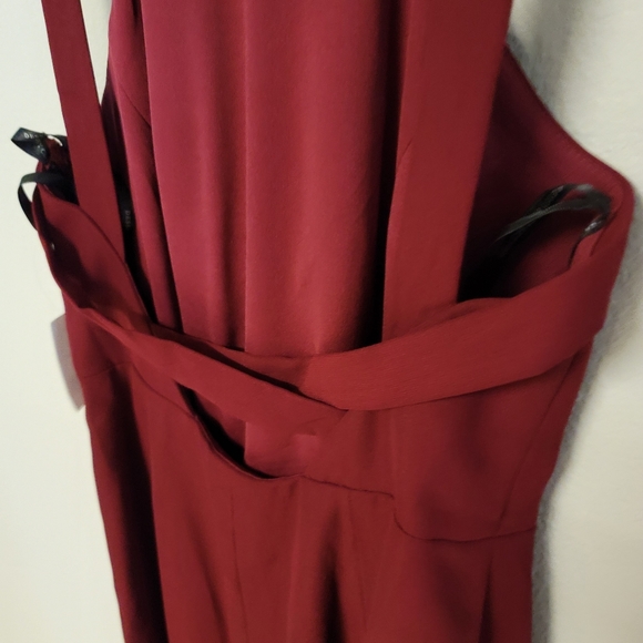 CLEARANCE NWT Dessy Collection by Vivian Diamond Halter Open Back Dress Size 4 - Picture 7 of 9